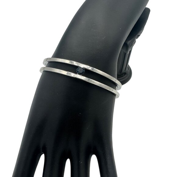 Silvertone Hammered Cuff Bracelet With Black Onyx Stone - Picture 2 of 4